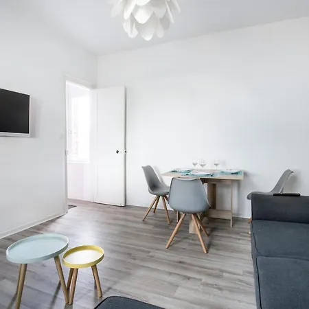 Duchenois Apartman *