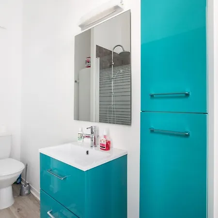 Duchenois Apartman *
